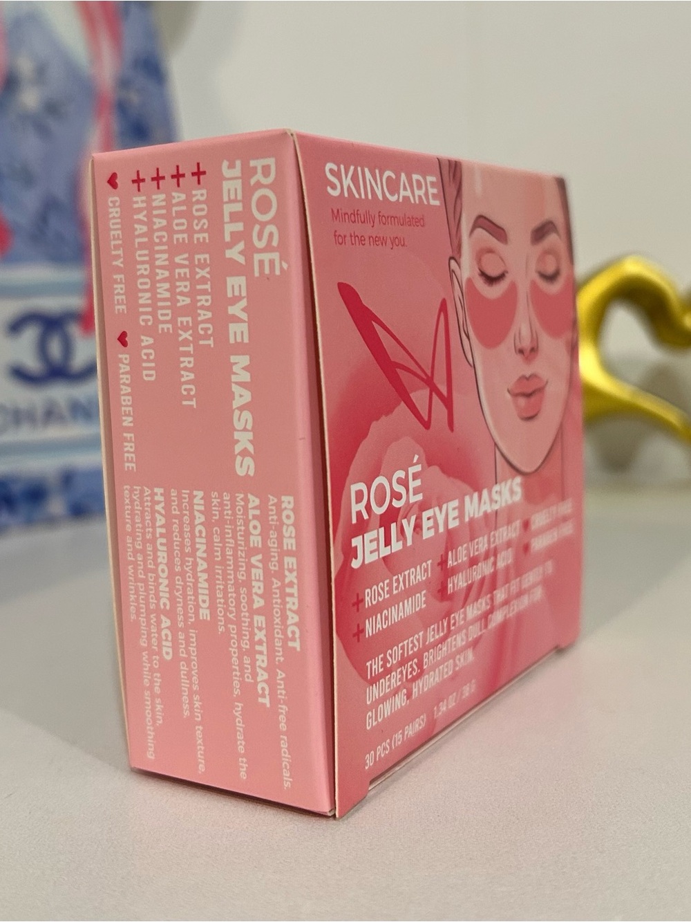Rosé Jelly Eye Masks - Pink Hydrating Under-Eye Patches - Picture 3 of 3